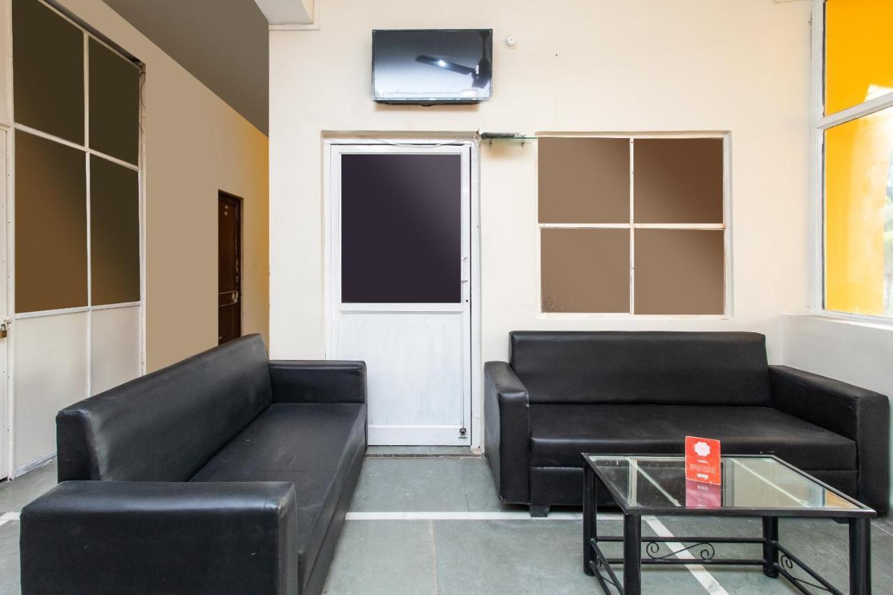Oyo 18571 Ashoka Resort Indore Exterior photo